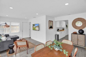 Spacious Fort Lauderdale Bungalow 10mins Airport & Beach Near Miami